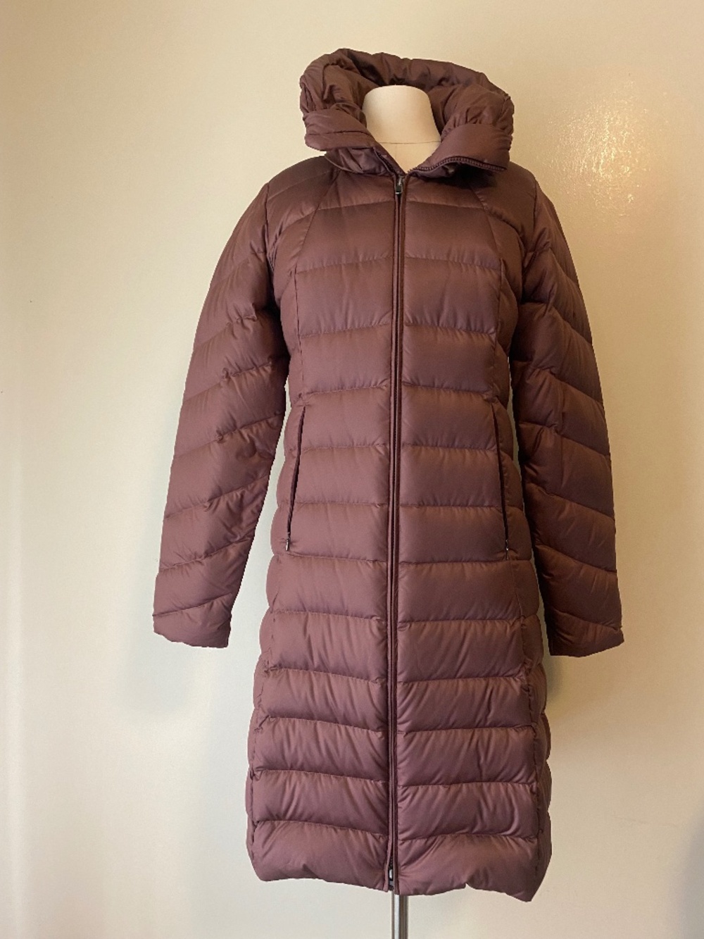 Patogonia - hooded puffer quilted coat ..